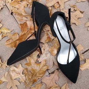 Black fakes  Swayed shoes